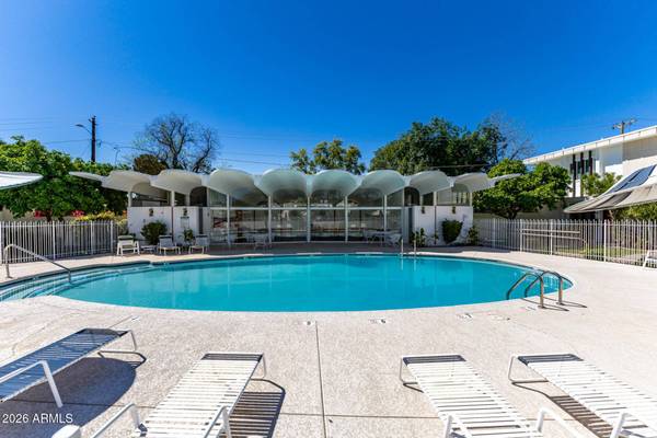 1919 E MEDLOCK Drive, Phoenix, AZ 85016