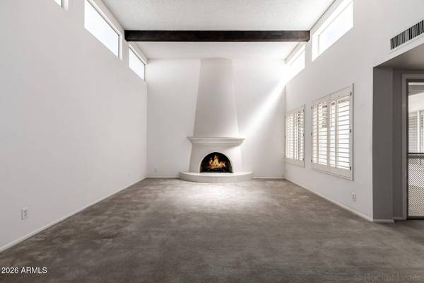 1919 E MEDLOCK Drive, Phoenix, AZ 85016