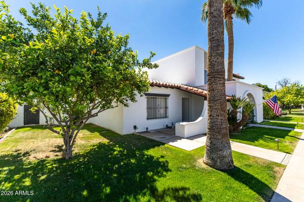 1919 E MEDLOCK Drive, Phoenix, AZ 85016