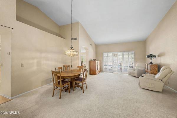 9146 W ORAIBI Drive, Peoria, AZ 85382
