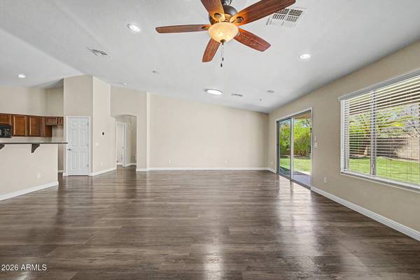 18312 W MAUNA LOA Lane, Surprise, AZ 85388