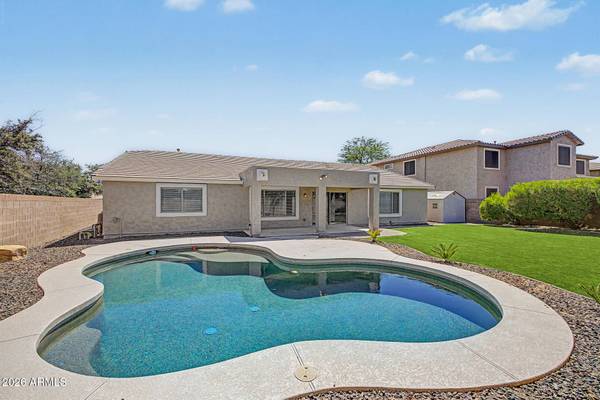 18312 W MAUNA LOA Lane, Surprise, AZ 85388