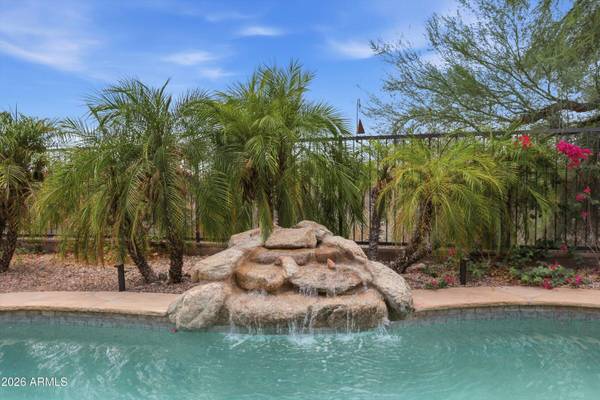 12503 W RED HAWK Drive, Peoria, AZ 85383