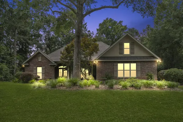49 Buckingham St., Hattiesburg, MS 39402