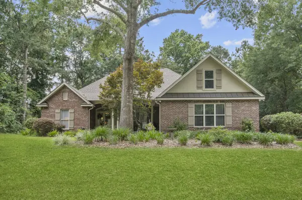 49 Buckingham St., Hattiesburg, MS 39402