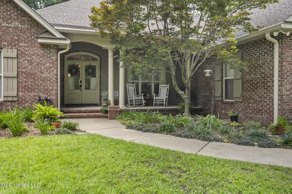 49 Buckingham Street, Hattiesburg, MS 39402