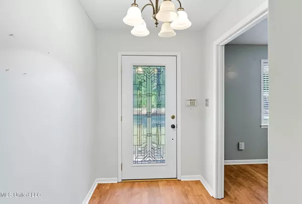 101 Greenwood Drive, Hattiesburg, MS 39402