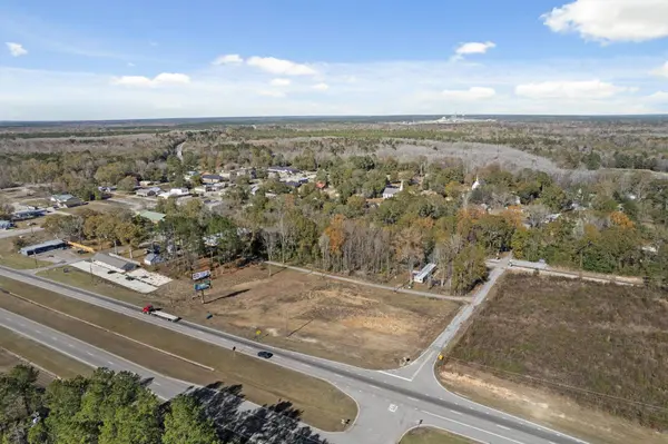 000 Hwy 98 E, New Augusta, MS 39462