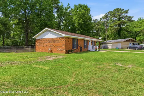 205 Woodside Drive, Petal, MS 39465