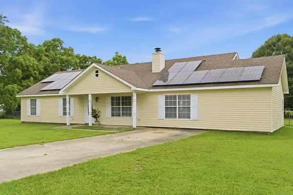 2 Hundley Rd., Carriere, MS 39426