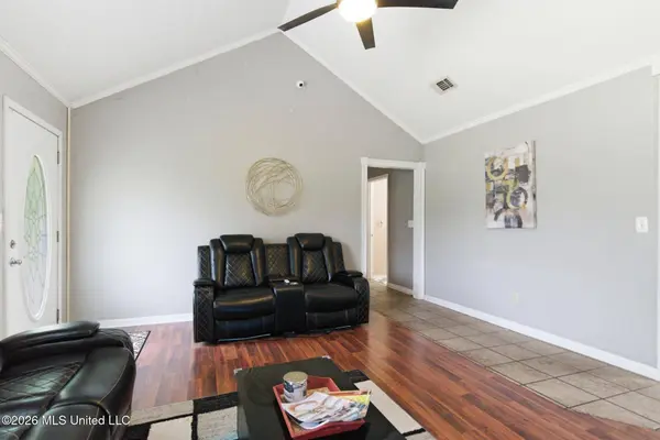 2 Hundley Road, Carriere, MS 39426