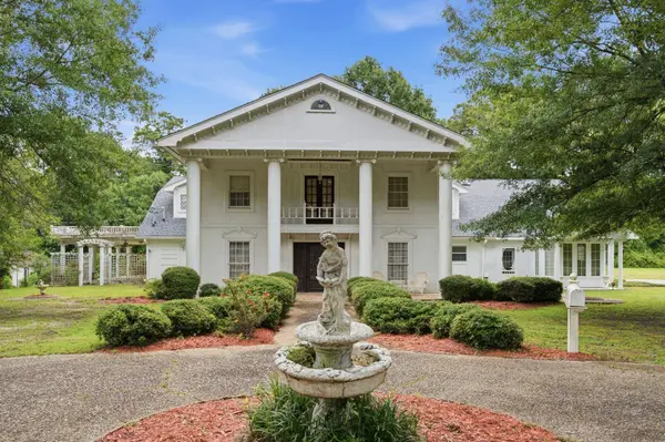 84 Lynn Ray Rd., Petal, MS 39465