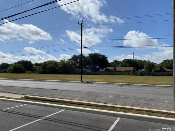 5380 Old Seguin Rd, Kirby, TX 78219