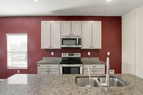 3519 STRAWBERRY GRV, San Antonio, TX 78264