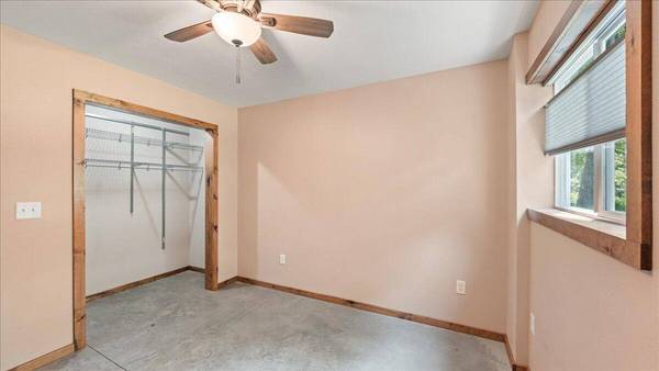 58557 Mississippi Ridge Ln, Seneca, WI 54626