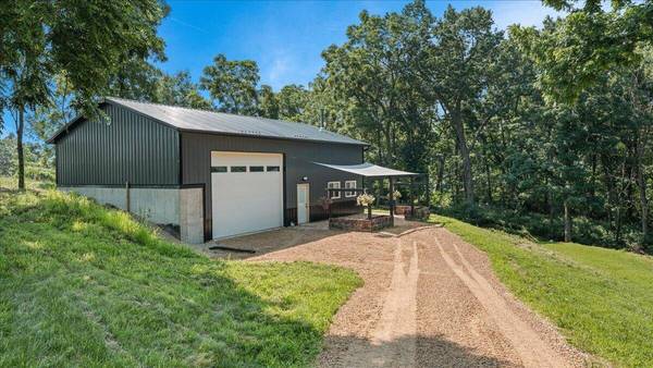 58557 Mississippi Ridge Ln, Seneca, WI 54626