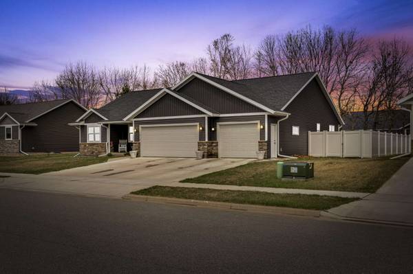 1919 McGilvray Way, Holmen, WI 54636