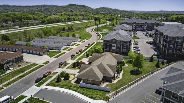 2149 Abbey Rd Unit 2147-2145, Onalaska, WI 54650