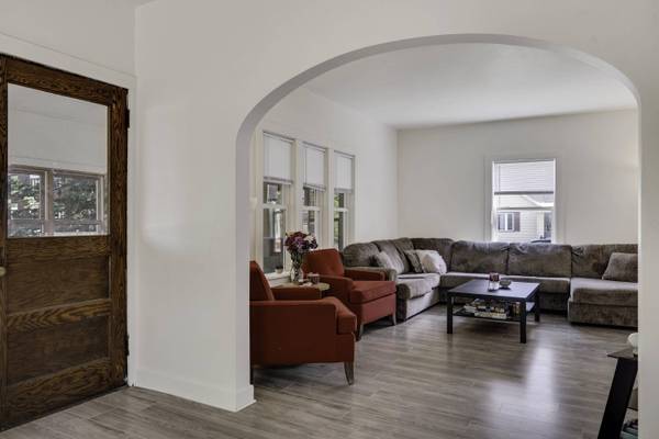 1126 7th St S, La Crosse, WI 54601