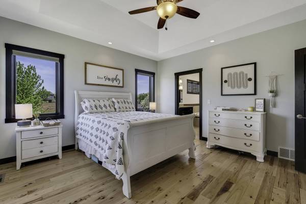 N7256 Cottonwood Ln, Holland, WI 54636