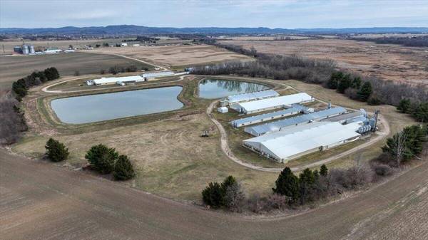 N6671 County Road XX -, Holland, WI 54636