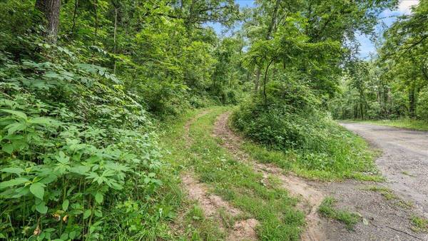 W2830 Russlan Coulee Rd, Barre, WI 54601