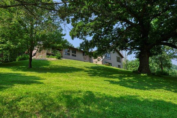 N8125 Flaten Rd, Holland, WI 54636