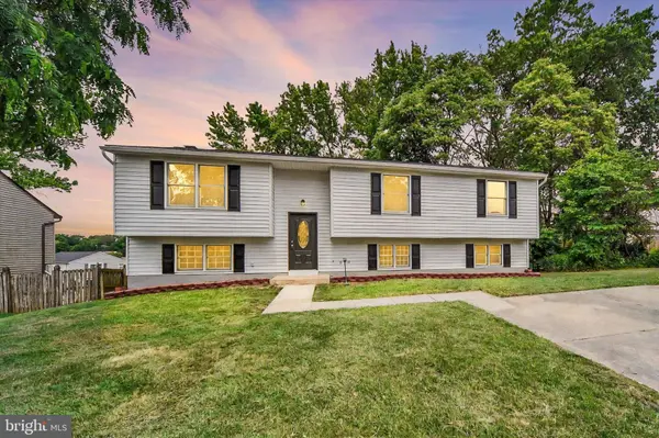 220 SANDHILL RD, Baltimore, MD 21221