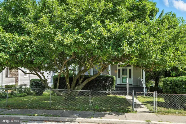 1002 BEAUMONT AVE, Baltimore, MD 21212