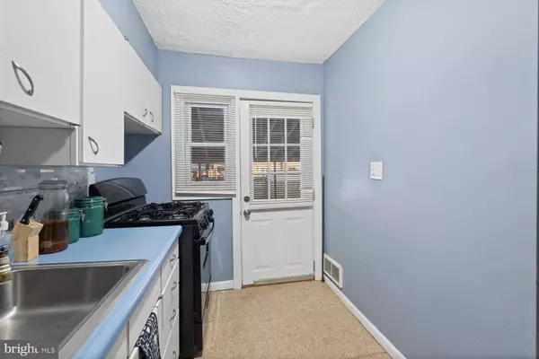 1943 DINEEN DR, Dundalk, MD 21222