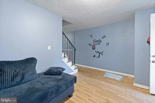 1943 DINEEN DR, Dundalk, MD 21222