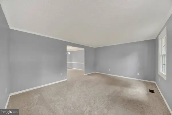 3806 PINEDALE DR, Baltimore, MD 21236
