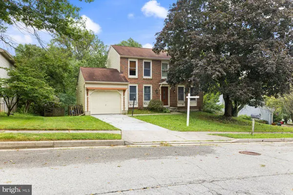 2 TOPWOOD CT