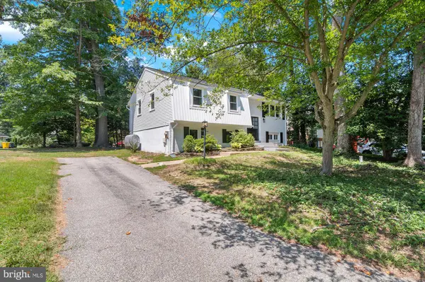 994 HILLENDALE DR, Annapolis, MD 21409
