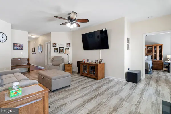 36 KAITLYN DR, Hanover, PA 17331