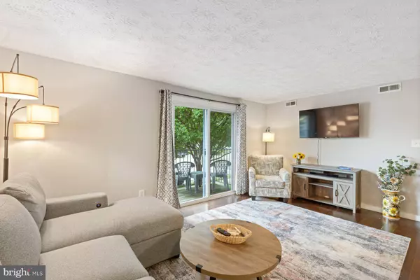 3500-G LOCHEARN CT #G, Pasadena, MD 21122