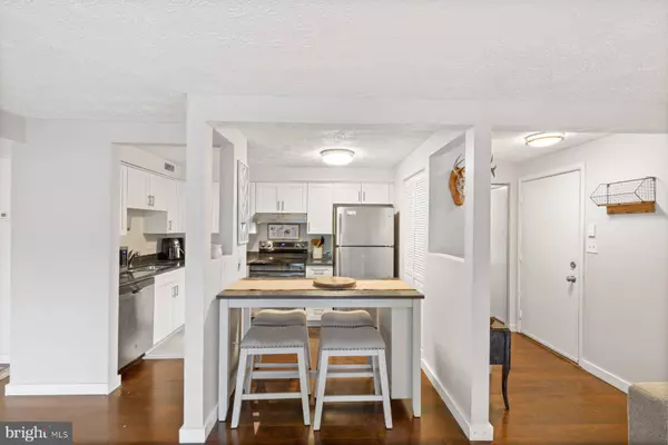 3500-G LOCHEARN CT #G, Pasadena, MD 21122