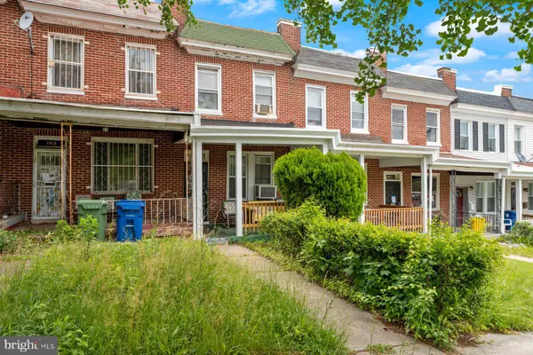 2810 ELLICOTT DR, Baltimore, MD 21216