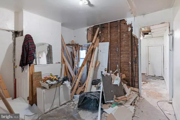 2107 N FULTON AVE, Baltimore, MD 21217