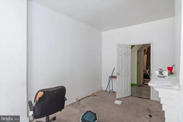 2107 N FULTON AVE, Baltimore, MD 21217