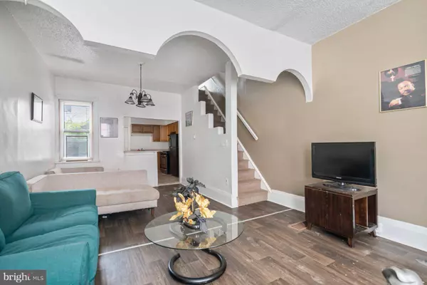 2425 N BOUVIER ST, Philadelphia, PA 19132