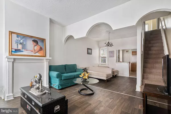 2425 N BOUVIER ST, Philadelphia, PA 19132