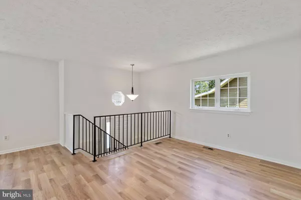 217 KENWOOD RD, Pasadena, MD 21122