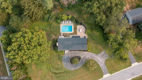 2413 STANWICK RD, Phoenix, MD 21131