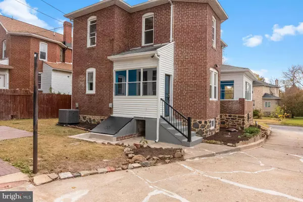 5216 BIDDISON LN, Baltimore, MD 21206