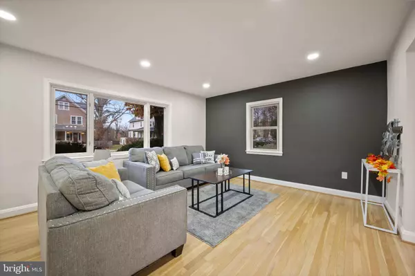 5601 GROVELAND AVE, Baltimore, MD 21215