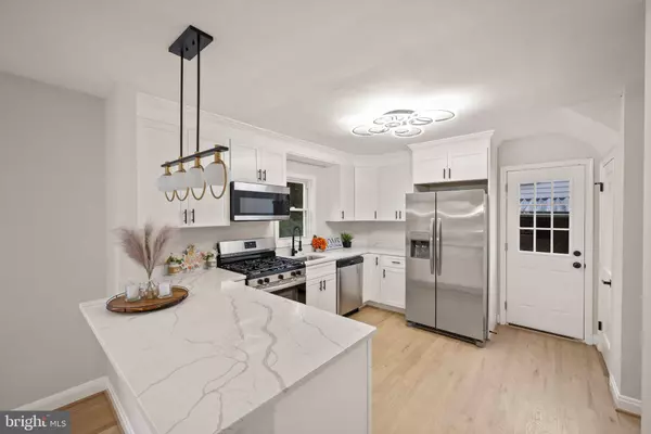 5601 GROVELAND AVE, Baltimore, MD 21215