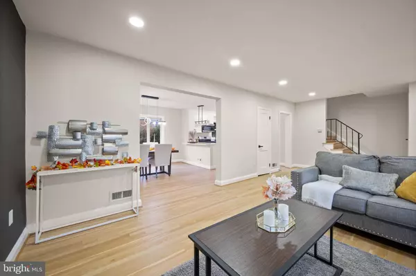 5601 GROVELAND AVE, Baltimore, MD 21215