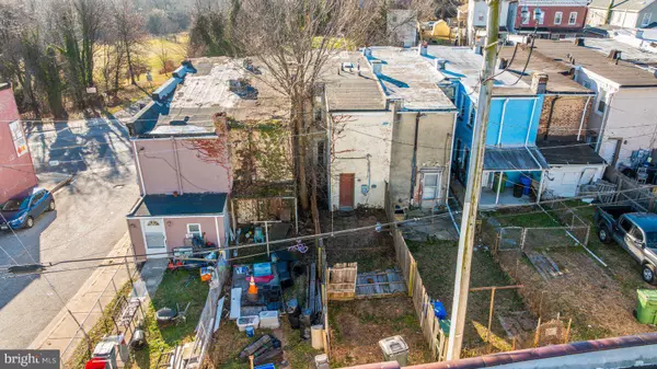 2822 FREDERICK AVE, Baltimore, MD 21223