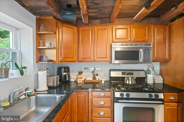 12 E HENRIETTA ST E, Baltimore, MD 21230